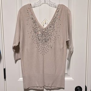 White House Black Market Gold Sequin V Neck Sweater size M, dry cleaned